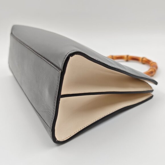 Gucci Nymphaea Bamboo Top Handle Leather Tote in Very Good Condition - Picture 6 of 16